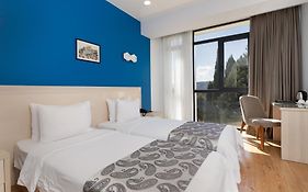 Iveria Inn Hotel
